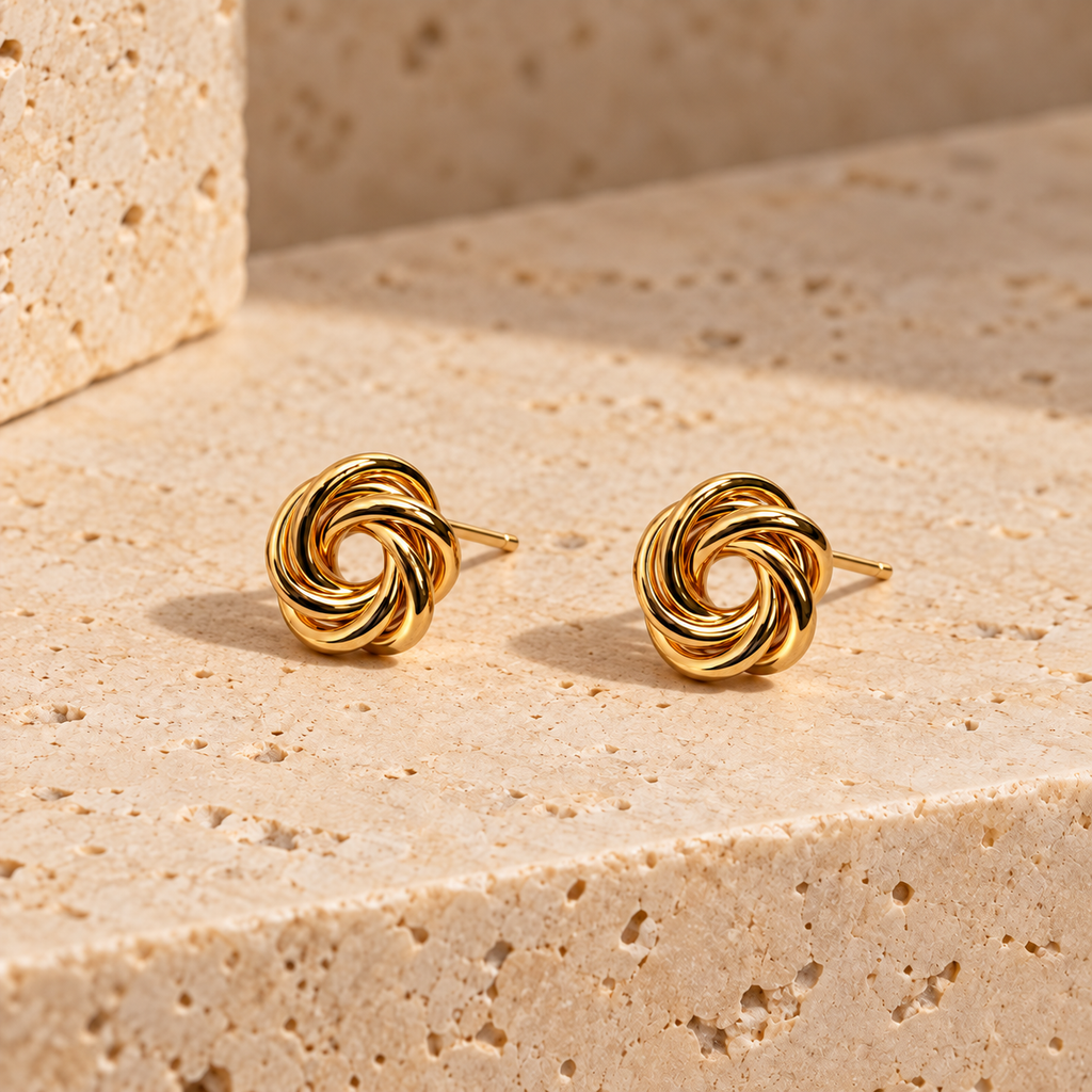 Solène Knot Earrings