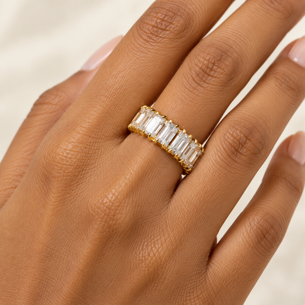 Éclat Eternity Ring