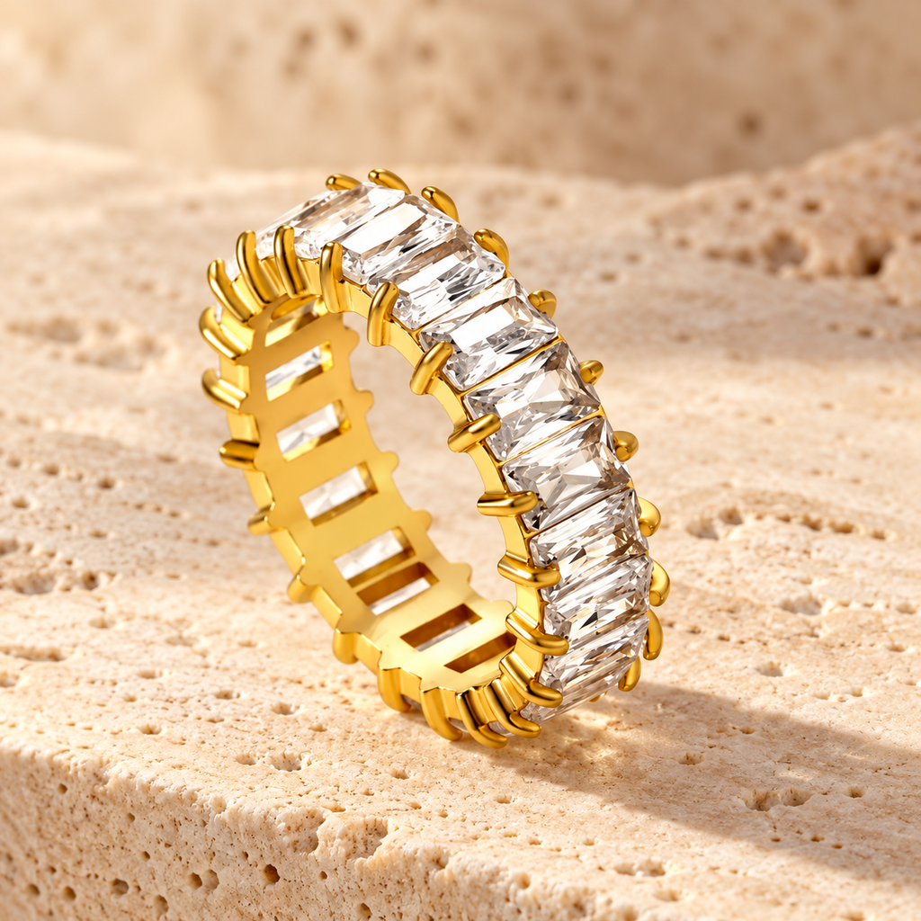 Éclat Eternity Ring
