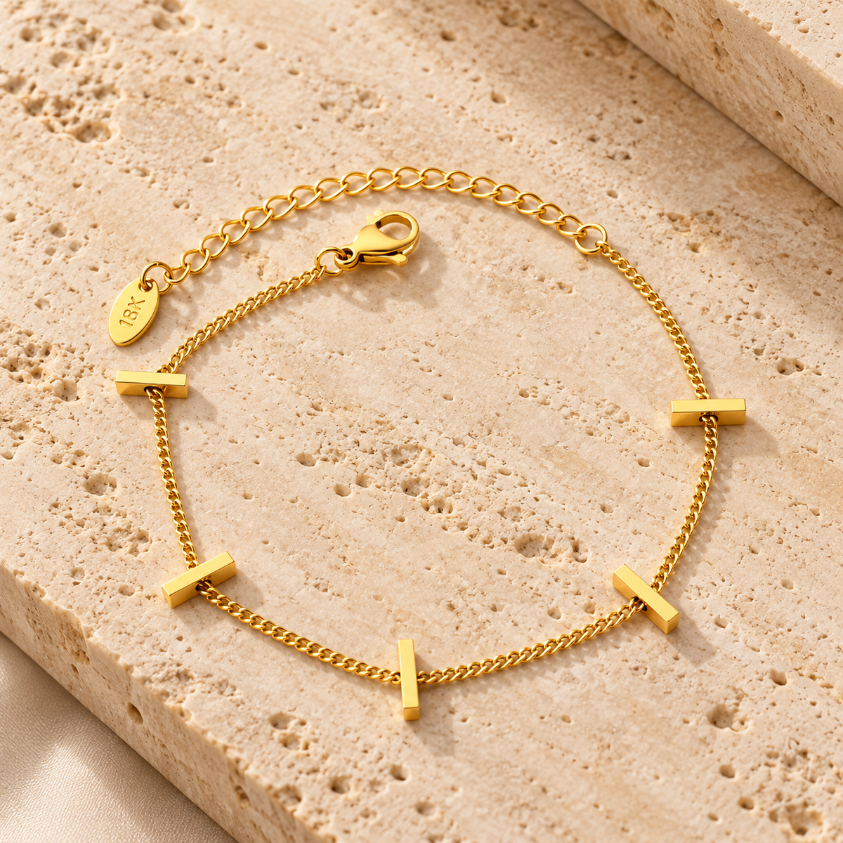 Élan Bar Bracelet
